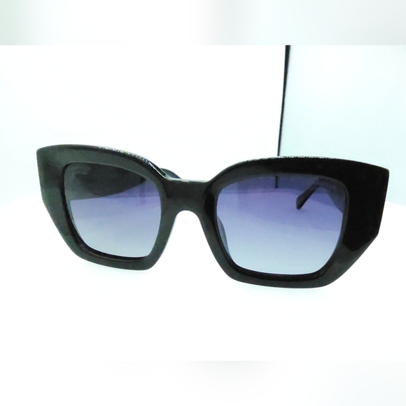 CHANEL POLARIZED SQUARE LARGE BLACK SUNGLASSES POLARIZED Ref.5506 C622/S8 - Picture 9 of 15